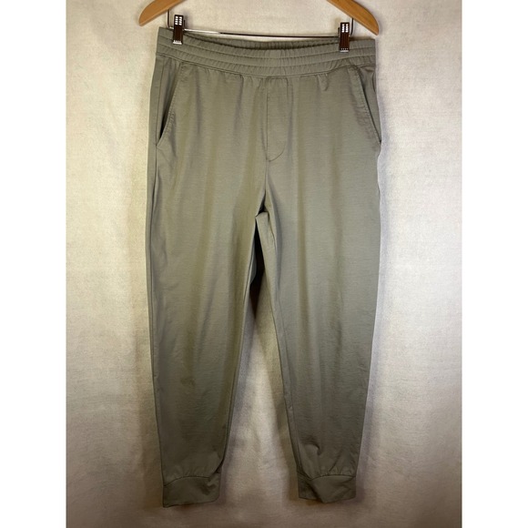 Uniqlo Other - Uniqlo men's light olive green ultra stretch jogger pants Sz L active